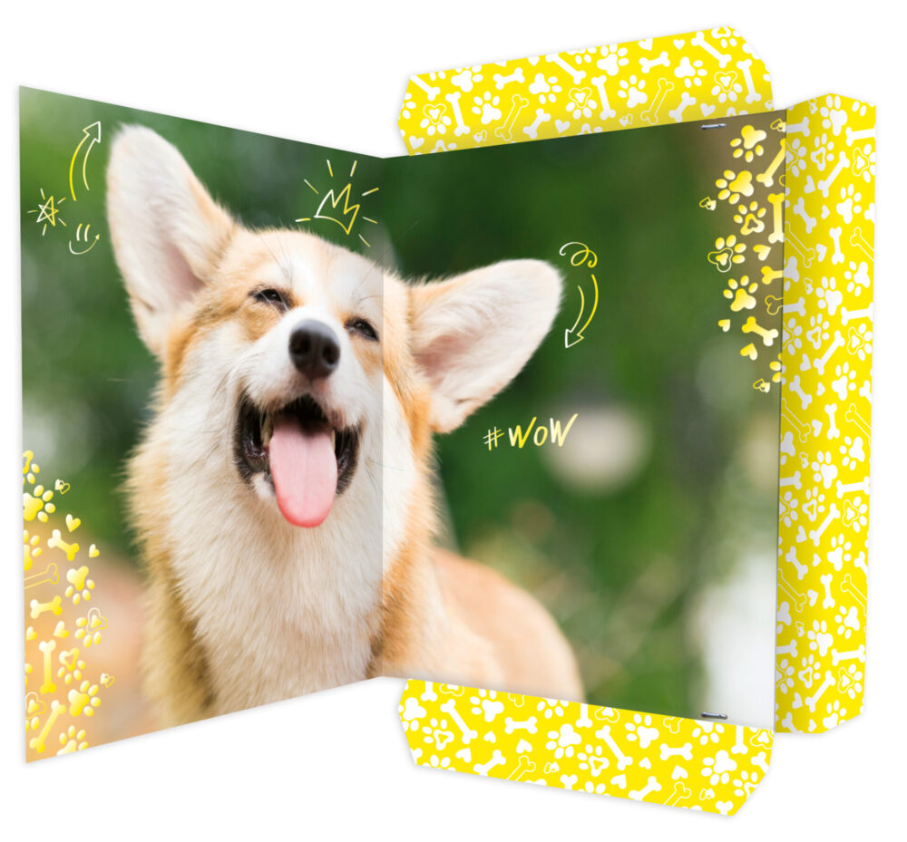Aufgeklappte Zeichenmappe innen bedruckt mit einem Corgi
